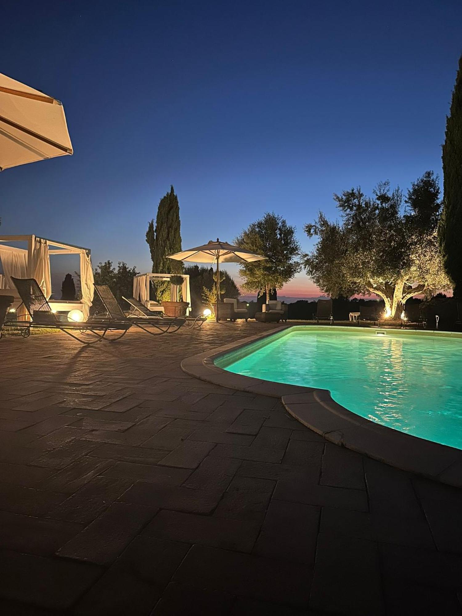 Agriturismo Cerrosughero Canino Exteriér fotografie