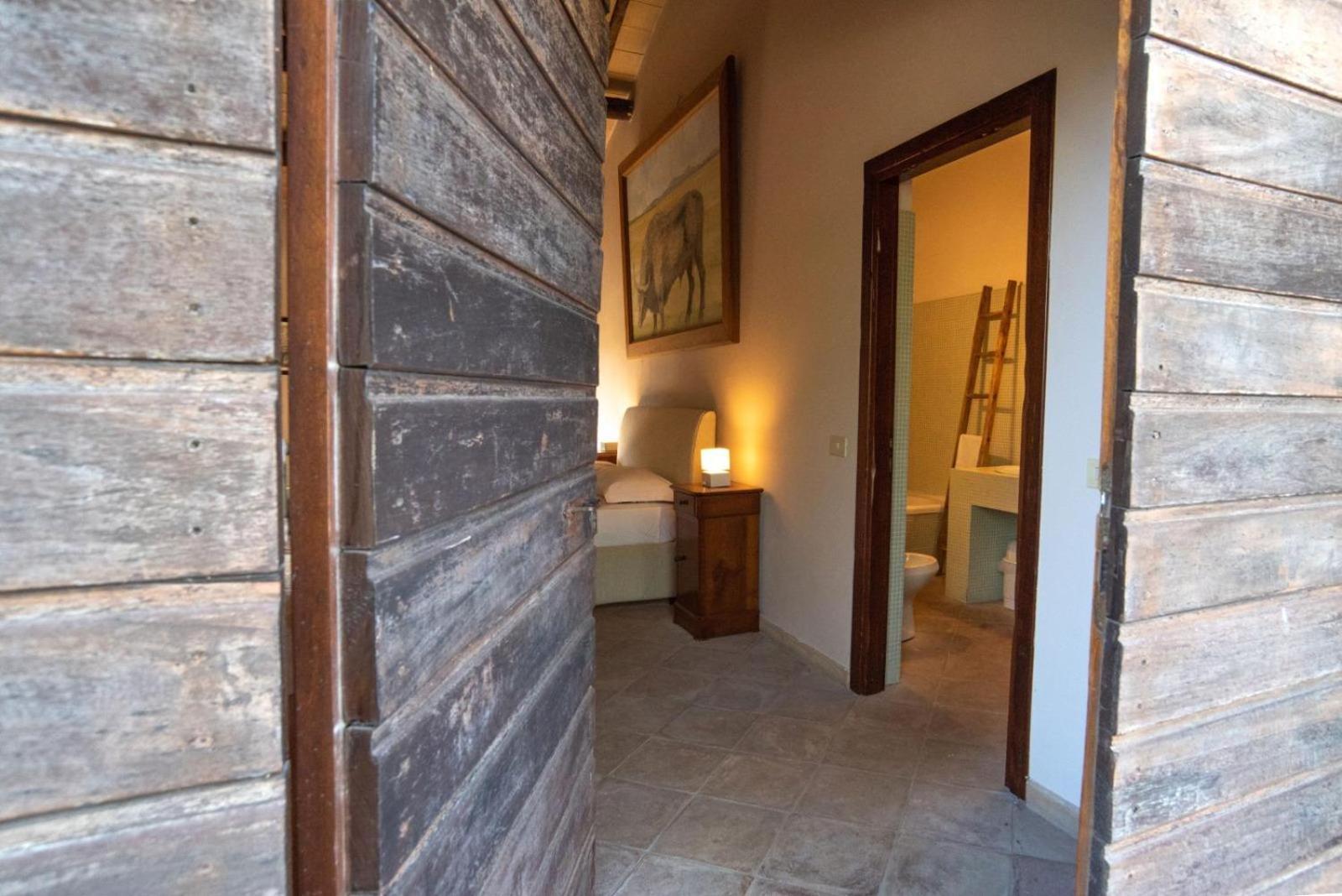 Agriturismo Cerrosughero Canino Exteriér fotografie